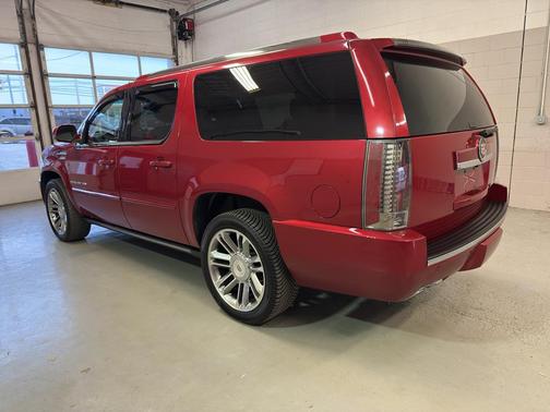 2014 Cadillac Escalade ESV Premium