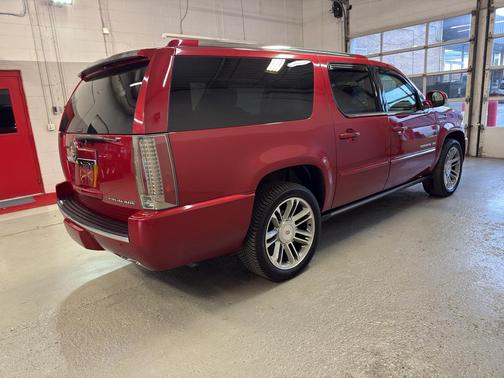 2014 Cadillac Escalade ESV Premium