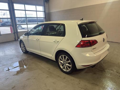 2017 Volkswagen Golf TSI Wolfsburg Edition 4-Door