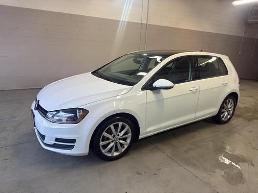 2017 Volkswagen Golf TSI Wolfsburg Edition 4-Door