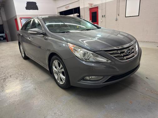 2013 Hyundai SONATA Limited