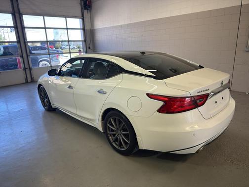 2016 Nissan Maxima 3.5 Platinum