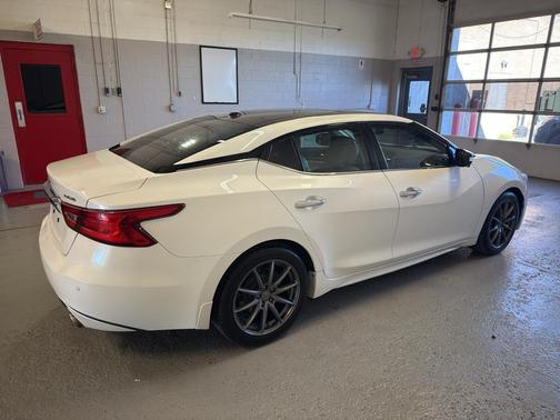 2016 Nissan Maxima 3.5 Platinum