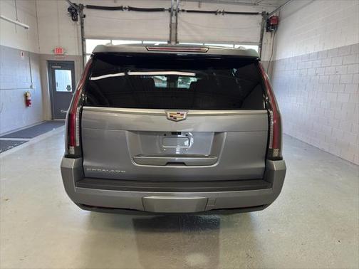 2019 Cadillac Escalade ESV Premium Luxury