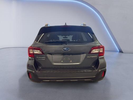 Magnetite Gray Metallic 2018 Subaru Outback 2.5i Limited
