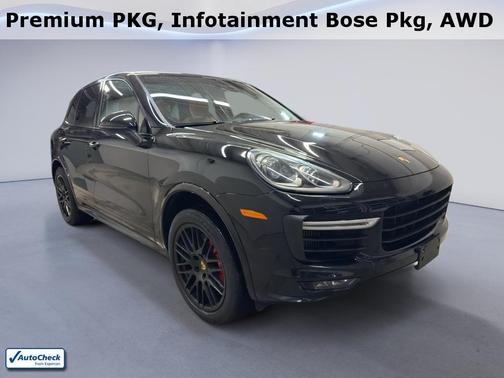 2016 Porsche Cayenne GTS