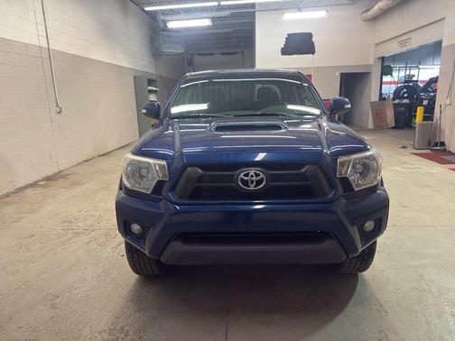2014 Toyota Tacoma Base