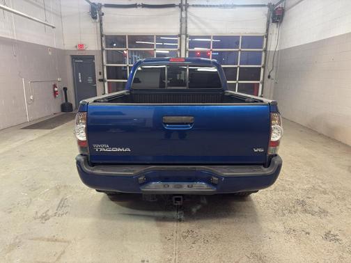 2014 Toyota Tacoma Base