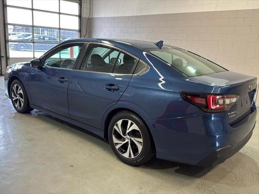 2022 Subaru Legacy Base
