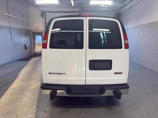 2020 GMC Savana 2500 Work Van