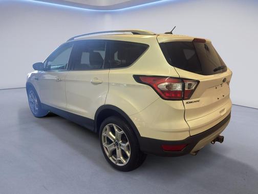 White Platinum Metallic Tri-Coat 2017 Ford Escape Titanium