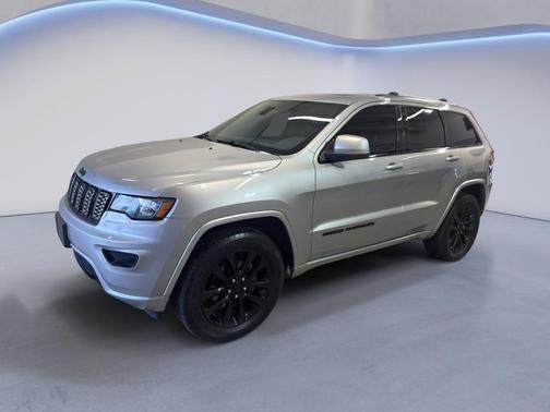 2017 Jeep Grand Cherokee Altitude