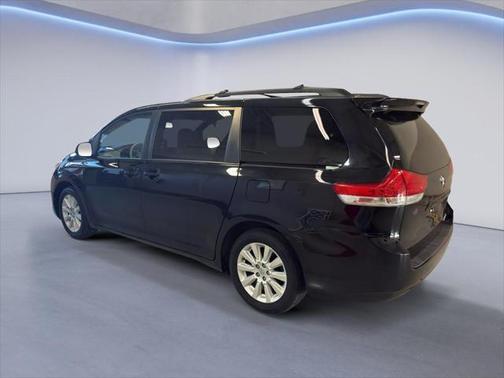 2014 Toyota Sienna XLE