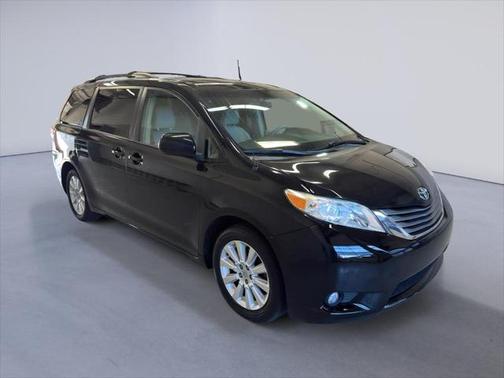 2014 Toyota Sienna XLE