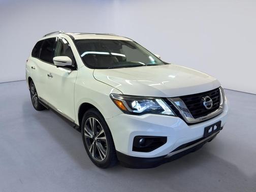 Pearl White 2017 Nissan Pathfinder Platinum