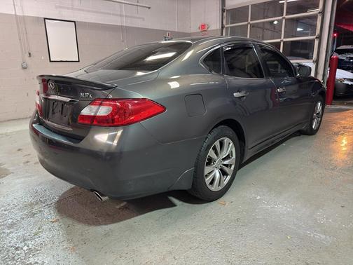 2012 INFINITI M37x Base