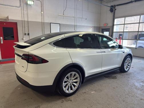 2017 Tesla Model X 100D