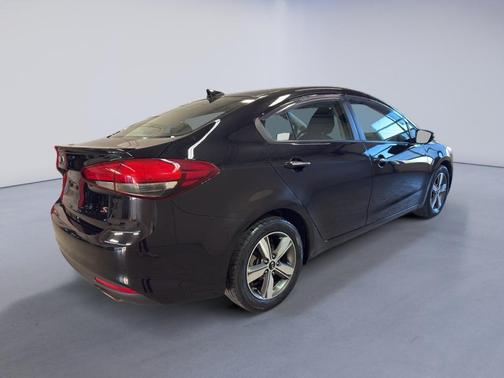 Aurora Black 2018 Kia Forte S