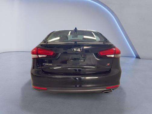 Aurora Black 2018 Kia Forte S
