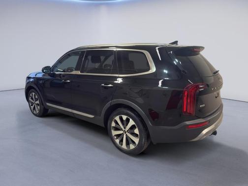 Ebony Black 2021 Kia Telluride S