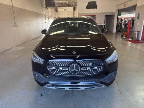 Night Black 2021 Mercedes-Benz GLA 250 250