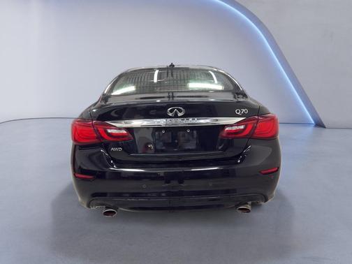 2015 INFINITI Q70 3.7X