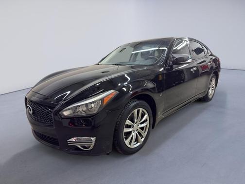 2015 INFINITI Q70 3.7X