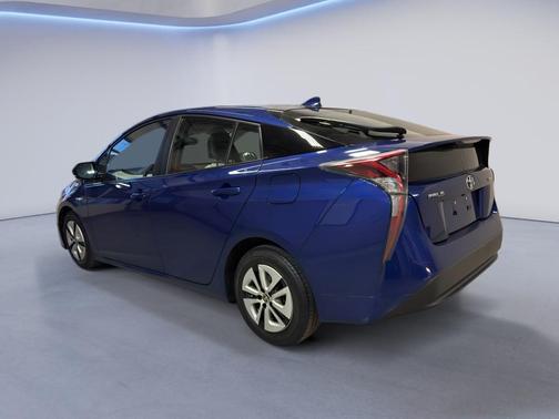 2016 Toyota Prius Four