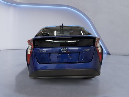 2016 Toyota Prius Four