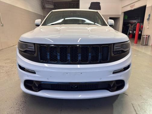 Bright White Clearcoat 2014 Jeep Grand Cherokee SRT