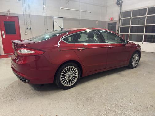 2016 Ford Fusion Titanium