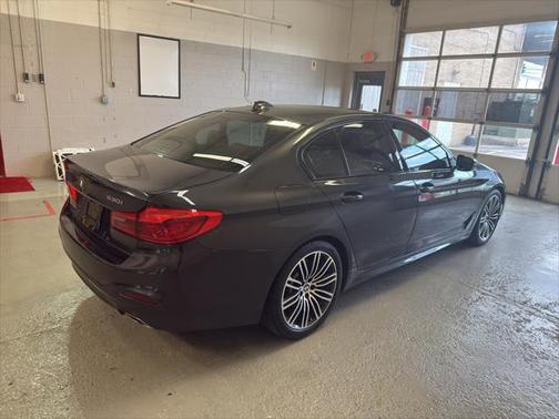 2019 BMW 530 530i