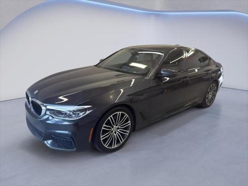 2019 BMW 530 530i