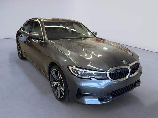 2019 BMW 330 xDrive