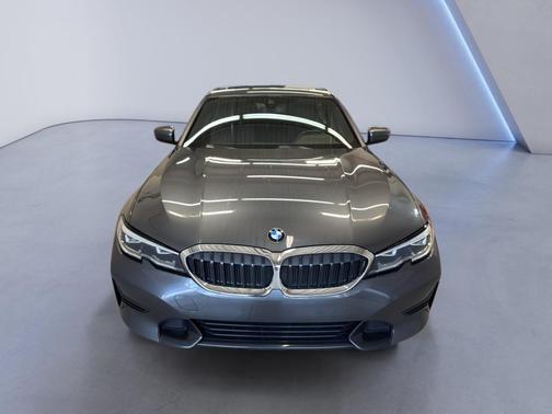 2019 BMW 330 xDrive