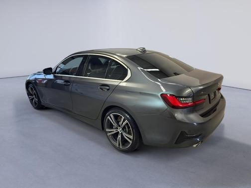 2019 BMW 330 xDrive