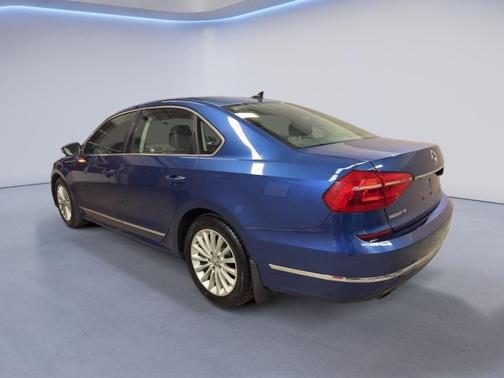 2016 Volkswagen Passat 1.8T SE