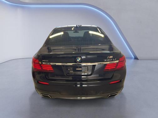 2015 BMW 750 Li