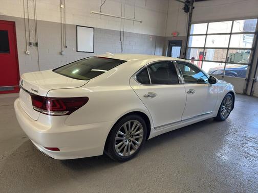 2015 Lexus LS 460 Base
