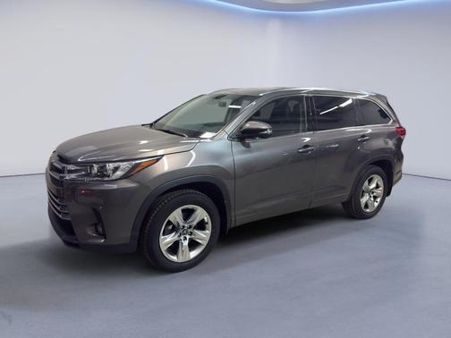 2017 Toyota Highlander Limited