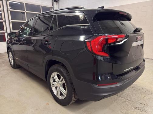 Ebony Twilight Metallic 2018 GMC Terrain SLE