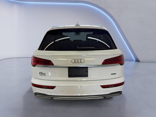 2021 Audi Q5 45 Premium Plus