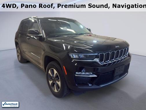 Diamond Black Crystal Pearlcoat 2023 Jeep Grand Cherokee 4xe Base