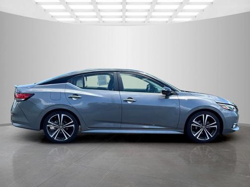 2 Tone Gray / Black Roof 2023 Nissan Sentra SR