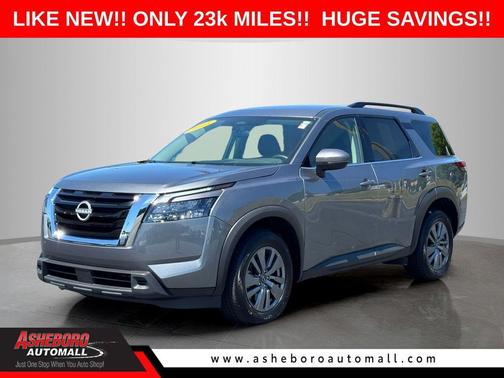 Gun Metallic 2025 Nissan Pathfinder SV