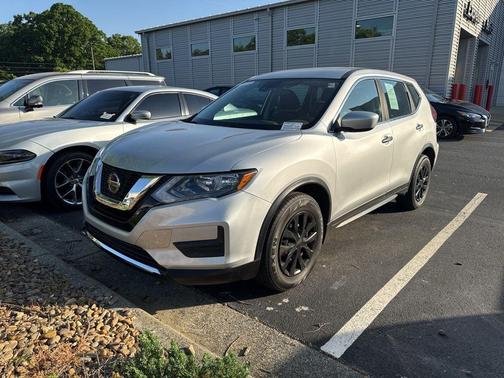 Brilliant Silver Metallic 2020 Nissan Rogue S