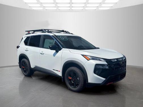 Everest White P 2026 Nissan Rogue Rock Creek