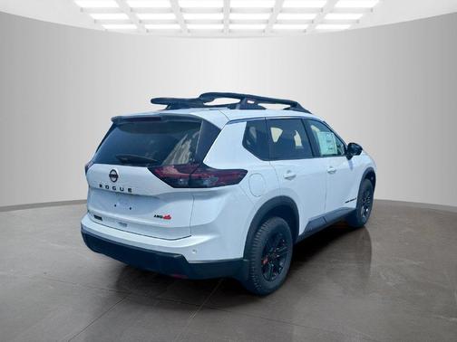 Everest White P 2026 Nissan Rogue Rock Creek