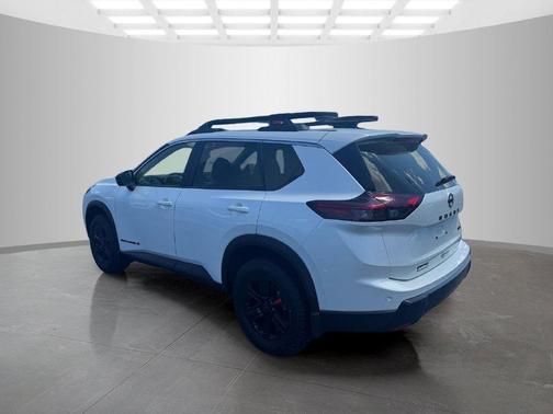 Everest White P 2026 Nissan Rogue Rock Creek
