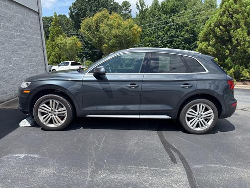 2018 Audi Q5 2.0T Premium Plus